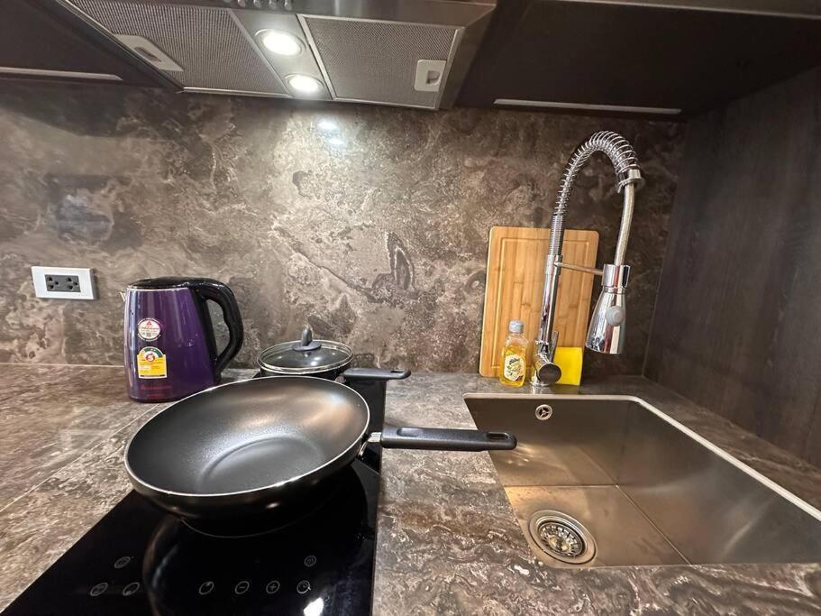 168 Sukhumvit 36精品公寓 Бангкок Экстерьер фото
